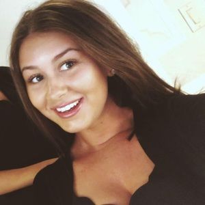 Meet your Posher, Stefanie